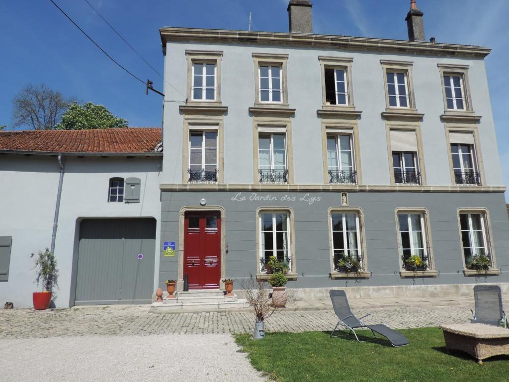 Le Jardin Des Lys Bed & Breakfast Gemmelaincourt Bagian luar foto